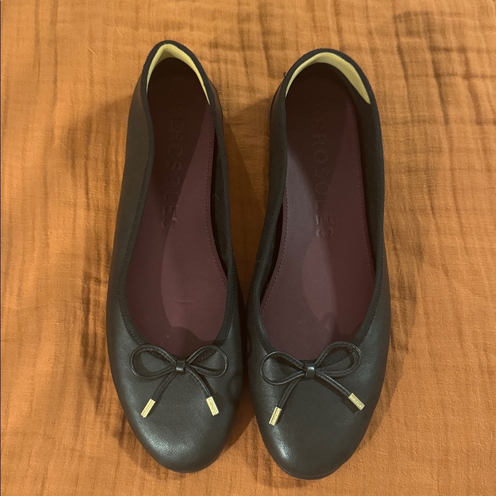 Aerosoles Black Ballet Flats with Bow Detail